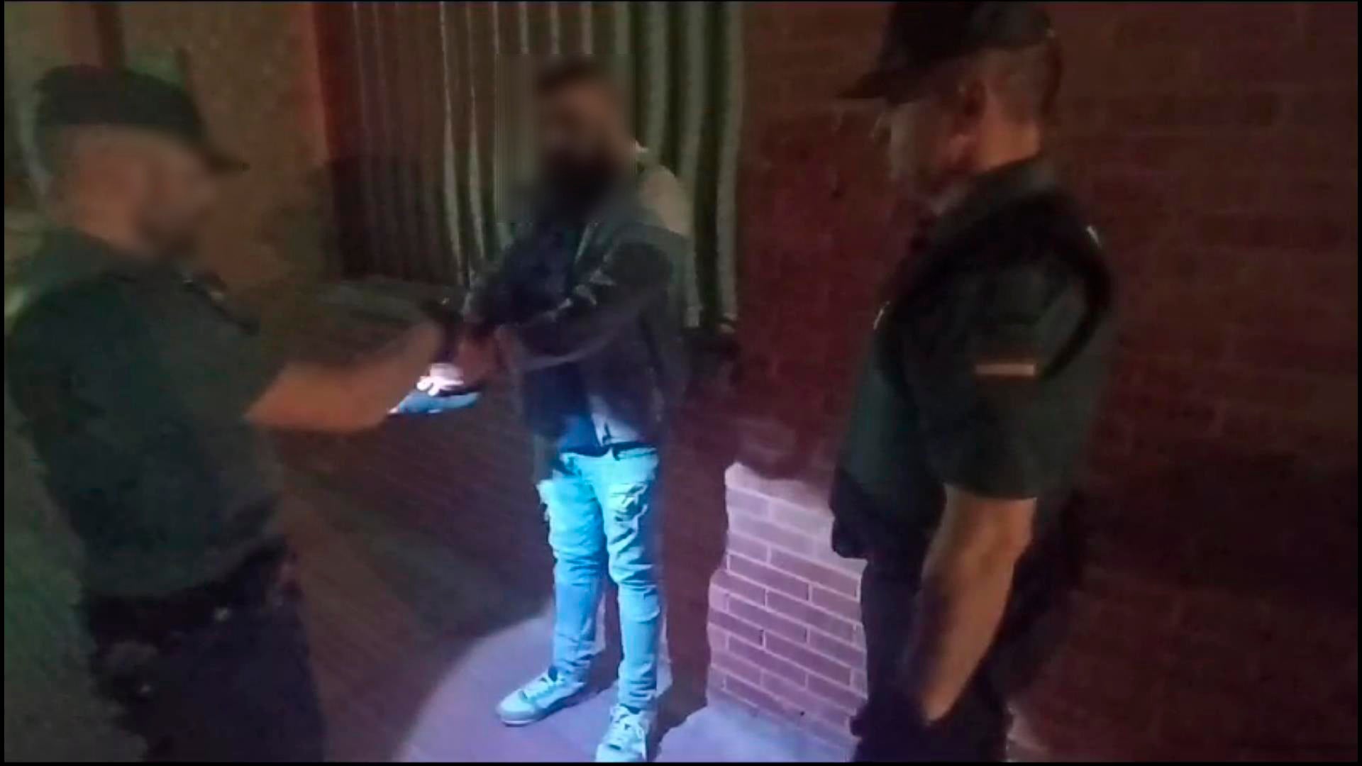 Detenido en Albelda el presunto agresor de la joven que ayer fue brutalmente atacada por tercera vez Detenido en Albelda el presunto agresor de la joven que ayer fue brutalmente atacada por tercera vez