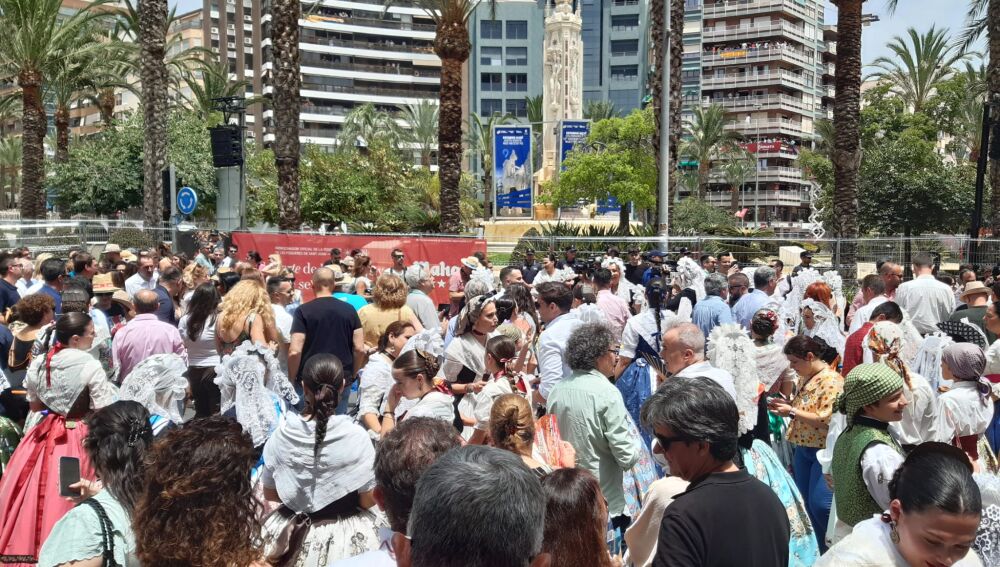 Aspecto de la plaza de Los Luceros este 19/06/2024