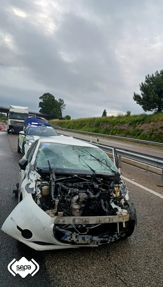 La meteorología adversa entre las causas del accidente en cadena en Queruas. La meteorología adversa entre las causas del accidente en cadena en Queruas.