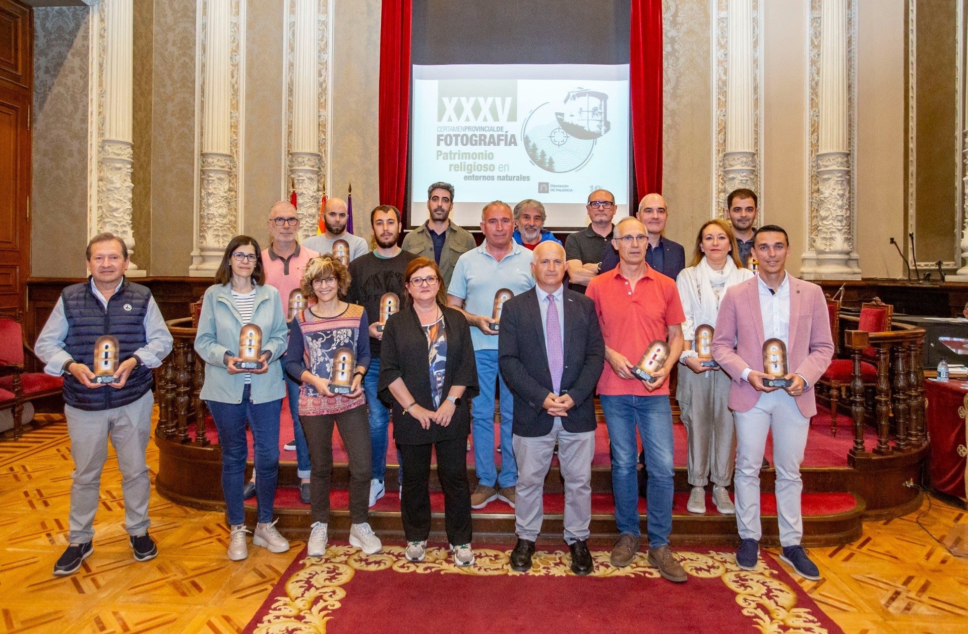 La Diputación de Palencia entrega los premios del XXXV Certamen de Fotografía bajo el lema “Patrimonio religioso en entornos naturales"” La Diputación de Palencia entrega los premios del XXXV Certamen de Fotografía bajo el lema “Patrimonio religioso en entornos naturales"”
