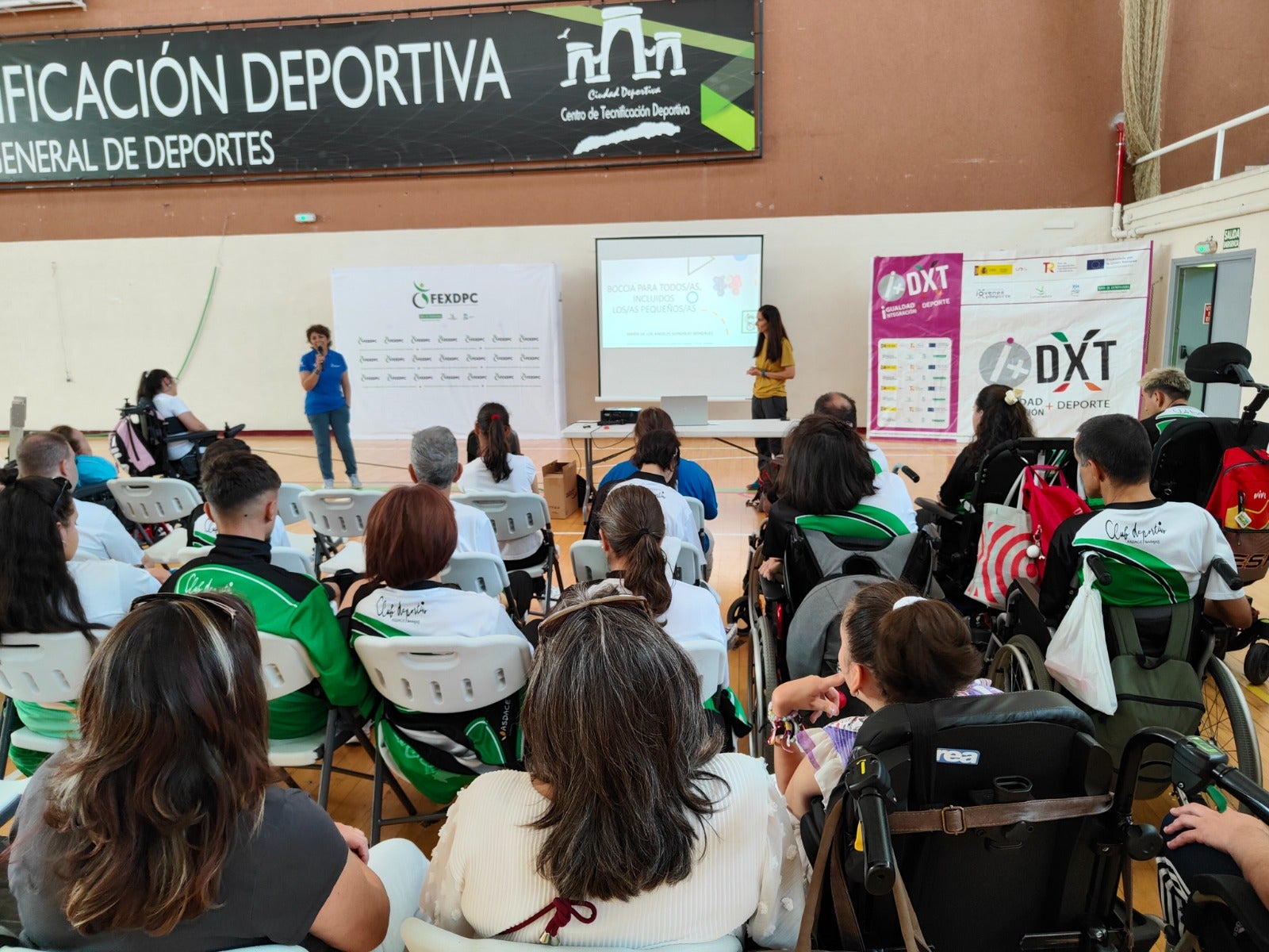 Una docena de federaciones deportivas extremeñas podrán elaborar un plan de igualdad gracias al programa "Igualdad más Deporte" Una docena de federaciones deportivas extremeñas podrán elaborar un plan de igualdad gracias al programa "Igualdad más Deporte"