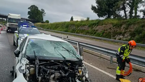 Herido grave en una colisión múltiple en Querúas, Valdés Herido grave en una colisión múltiple en Querúas, Valdés