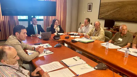 La Junta consigue flexibilizar el programa de erradicación de la tuberculosis atendiendo a las reivindicaciones de los ganaderos La Junta consigue flexibilizar el programa de erradicación de la tuberculosis atendiendo a las reivindicaciones de los ganaderos