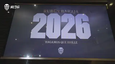 Baraja tras su renovación: "Baraja tras su renovación: "Mi relación de amor con el Valencia se está consolidando" Baraja tras su renovación: "Baraja tras su renovación: "Mi relación de amor con el Valencia se está consolidando"
