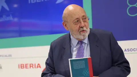 El presidente del CIS, José Félix Tezanos El presidente del CIS, José Félix Tezanos