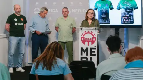 Una marcha nocturna recorrerá 5 kilómetros por diferentes puntos de Mérida en julio a favor de los afectados por ELA Una marcha nocturna recorrerá 5 kilómetros por diferentes puntos de Mérida en julio a favor de los afectados por ELA