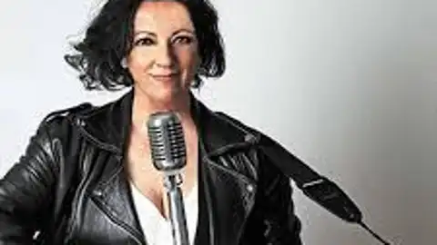 Inma Serrano. Cantante. Inma Serrano. Cantante.