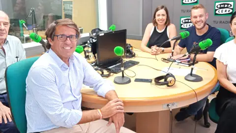 José Ruiz, Juan de Dios Navarro, Esther Díez y Mariano Valera con Mayte Vilaseca José Ruiz, Juan de Dios Navarro, Esther Díez y Mariano Valera con Mayte Vilaseca