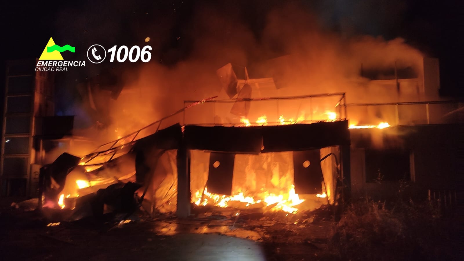 Herido por quemaduras un hombre de 33 años tras un incendio en un edificio abandonado de Puertollano Herido por quemaduras un hombre de 33 años tras un incendio en un edificio abandonado de Puertollano