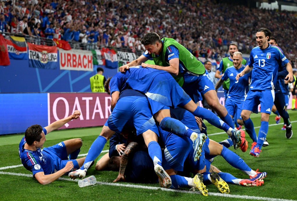 Italia empata en el último minuto y deja a Croacia al borde del KO Italia empata en el último minuto y deja a Croacia al borde del KO