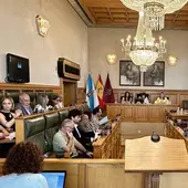 Los concejales socialistas en el Concello de Santiago desafían a la dirección local del PSOE al apoyar en pleno la ordenanza de las VUT Los concejales socialistas en el Concello de Santiago desafían a la dirección local del PSOE al apoyar en pleno la ordenanza de las VUT