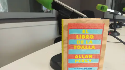 ALLAN PERCY El libro de la toalla