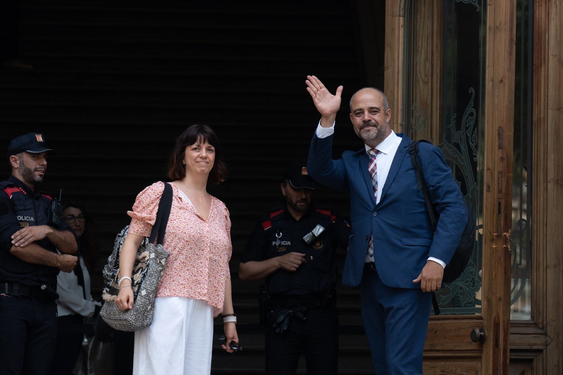 El TSJC aplica por primera vez la amnistía a Miquel Buch y al exescolta de Puigdemont El TSJC aplica por primera vez la amnistía a Miquel Buch y al exescolta de Puigdemont