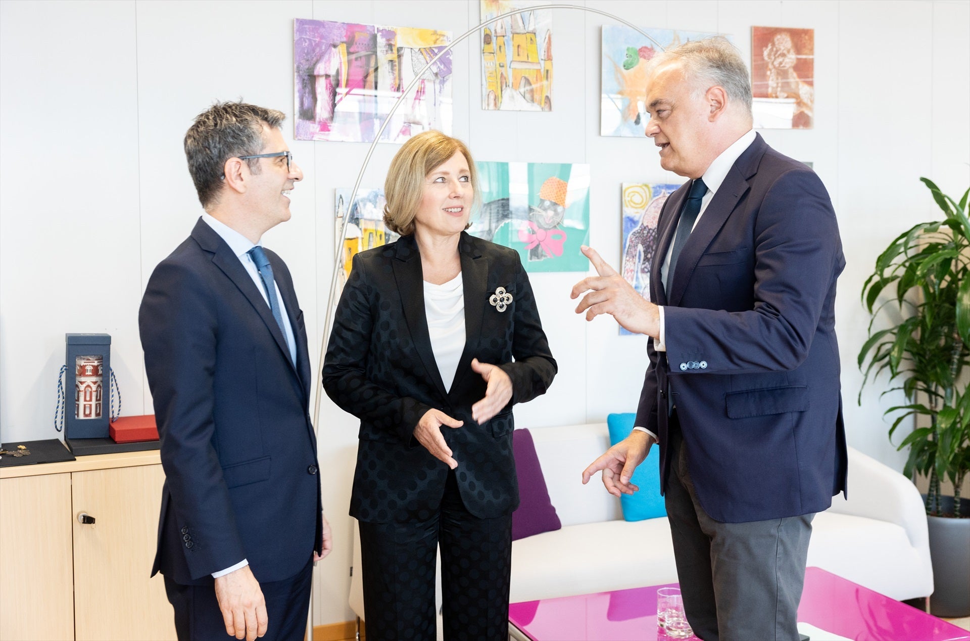 Los votantes del PP y PSOE apoyan el pacto para renovar el CGPJ Los votantes del PP y PSOE apoyan el pacto para renovar el CGPJ