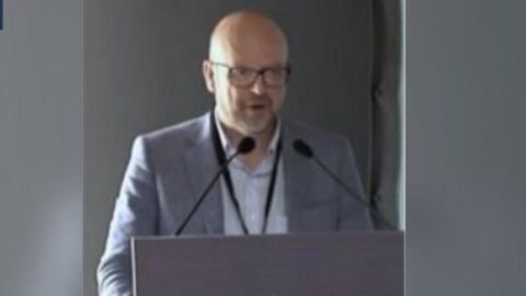 Manuel Bay&oacute;n-Calatayud, m&eacute;dico de Rehabilitaci&oacute;n del HUCA