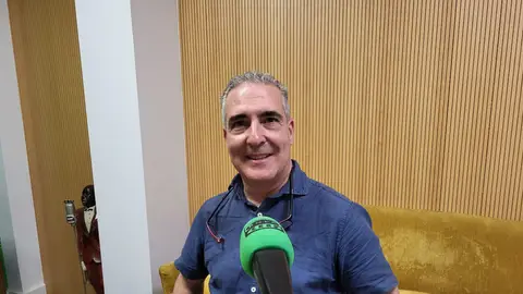 Cesar Silva, director do IES 12 de Outubro Cesar Silva, director do IES 12 de Outubro