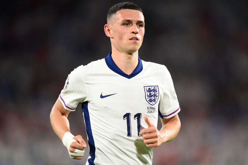 Foden abandona la concentración de Inglaterra para asistir al nacimiento de su hijo Foden abandona la concentración de Inglaterra para asistir al nacimiento de su hijo