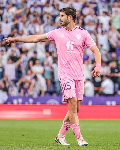 Nacho Monsalve: “Ha sido todo un privilegio vestir la camiseta del Eldense” Nacho Monsalve: “Ha sido todo un privilegio vestir la camiseta del Eldense”