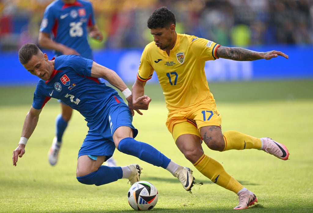 Eslovaquia y Rumanía firman un empate que vale a ambos Eslovaquia y Rumanía firman un empate que vale a ambos