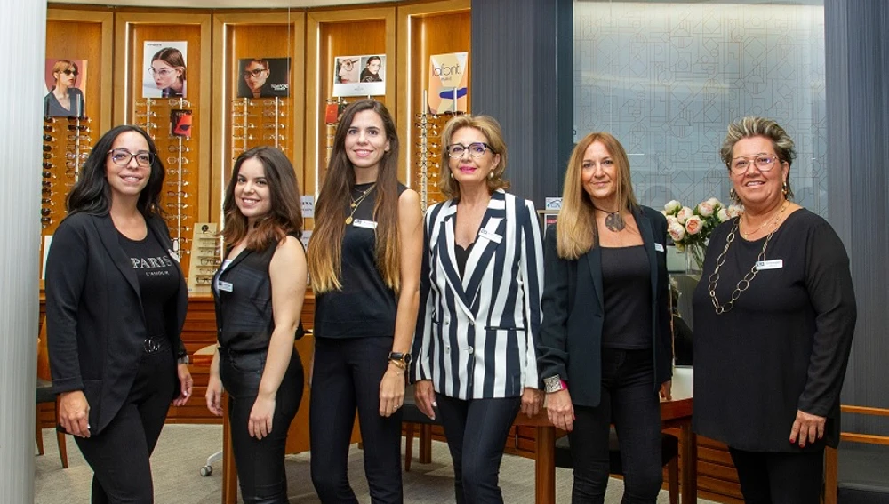 Optica Santos Patronos Alzira. Equipo Optica Santos Patronos Alzira. Equipo