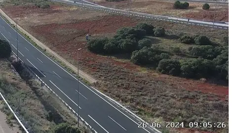Autovía A-3 sentido Madrid, este miércoles, en una zona próxima al siniestro Autovía A-3 sentido Madrid, este miércoles, en una zona próxima al siniestro