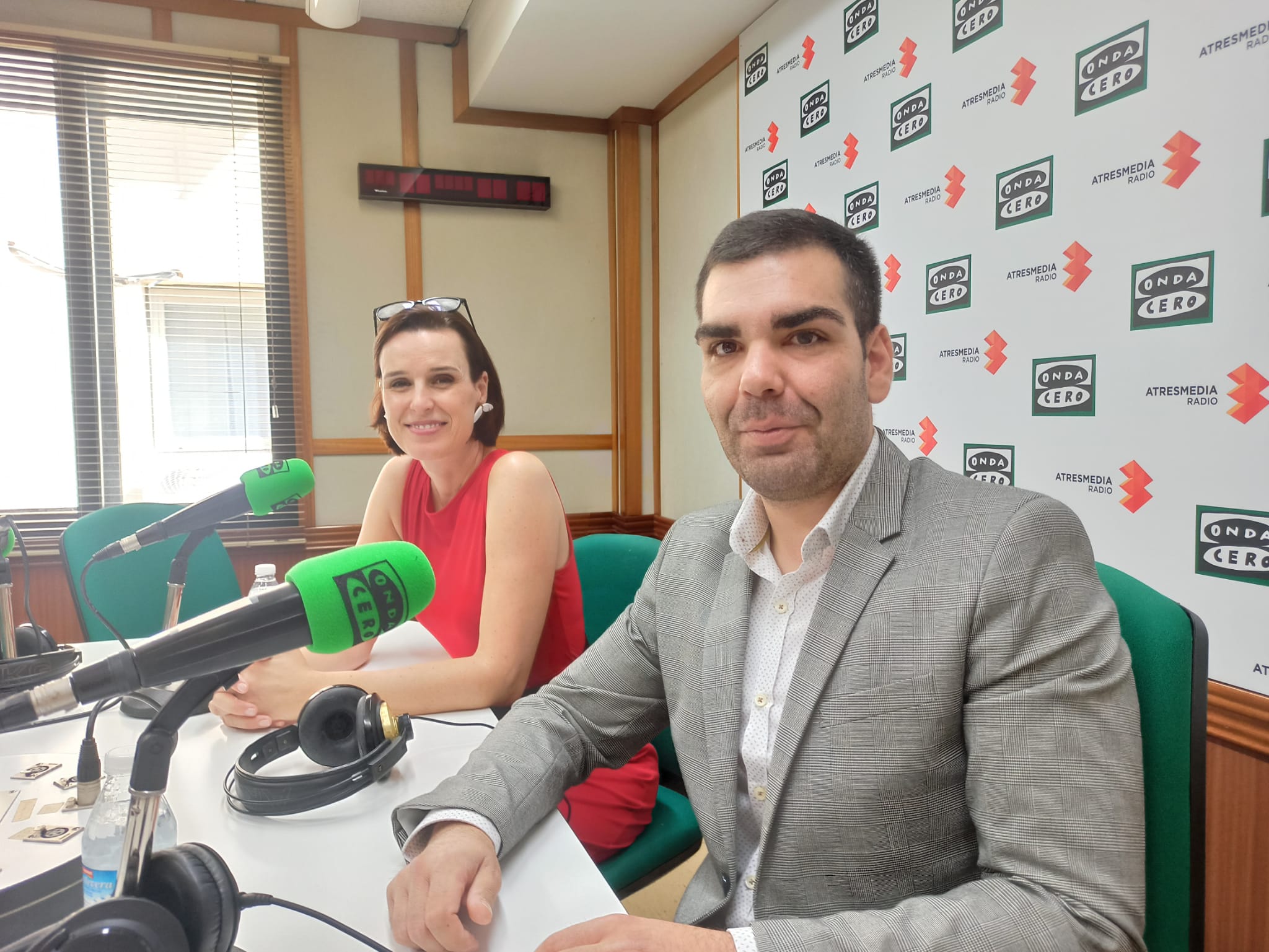 Entrevista a la Directora del Festival Internacional de Teatro Clásico de Almagro, Irene Pardo y el alcalde de la localidad Francisco Javier Núñez Entrevista a la Directora del Festival Internacional de Teatro Clásico de Almagro, Irene Pardo y el alcalde de la localidad Francisco Javier Núñez