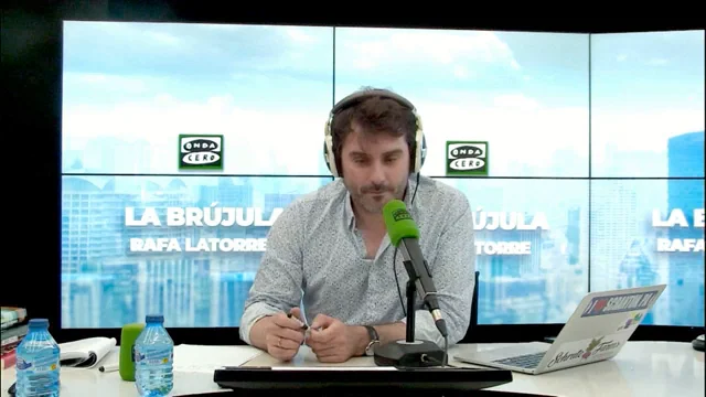 El monólogo de las ocho: "Sumar elogia el liderazgo de Sánchez como un Smithers esforzado y poco recompensado" El monólogo de las ocho: "Sumar elogia el liderazgo de Sánchez como un Smithers esforzado y poco recompensado"