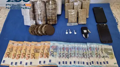 A prisión un hombre de 37 años detenido en Badajoz con más de 5 kilos de hachís para su venta A prisión un hombre de 37 años detenido en Badajoz con más de 5 kilos de hachís para su venta