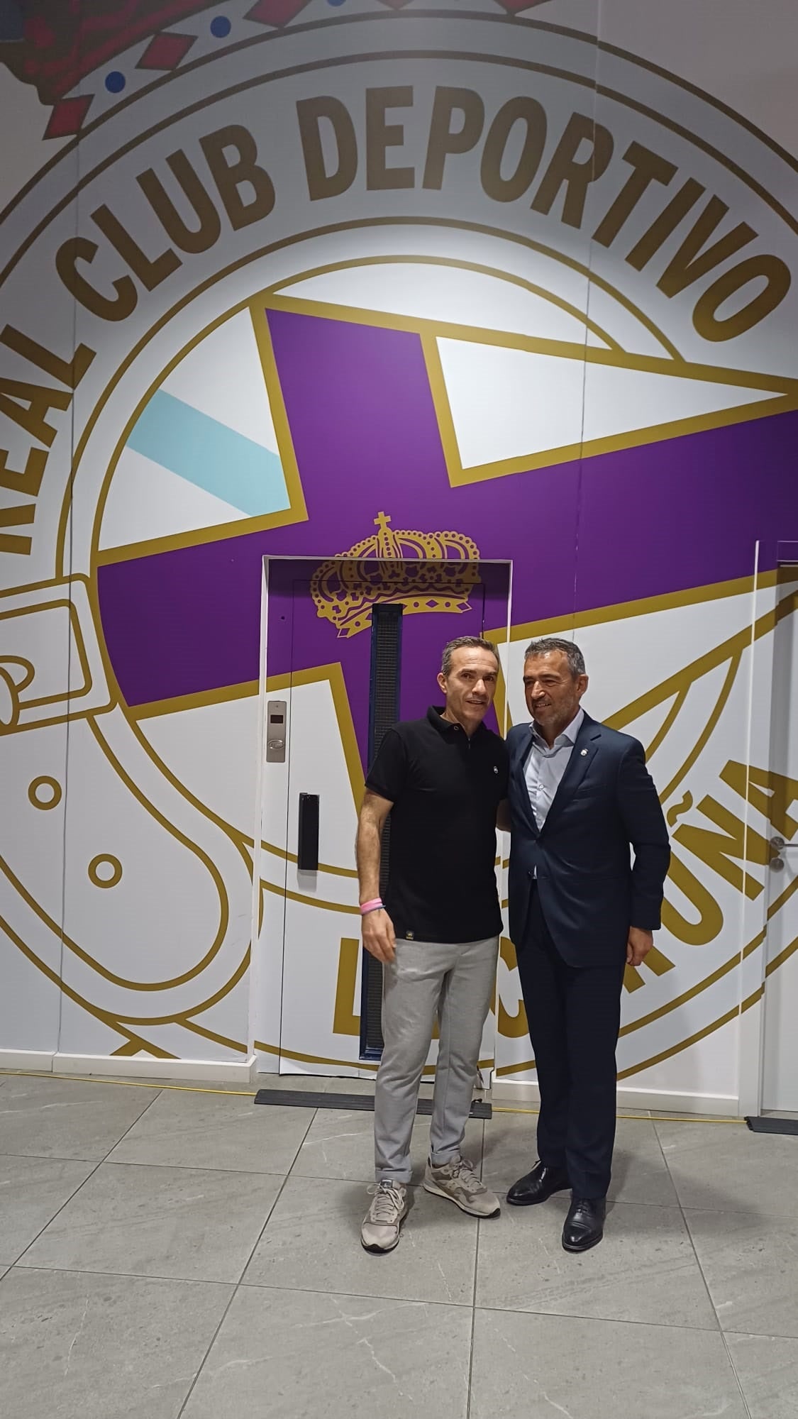 Álvaro García Diéguez se despide de la presidencia del Deportivo y queda pendiente quién será su sucesor o sucesora Álvaro García Diéguez se despide de la presidencia del Deportivo y queda pendiente quién será su sucesor o sucesora