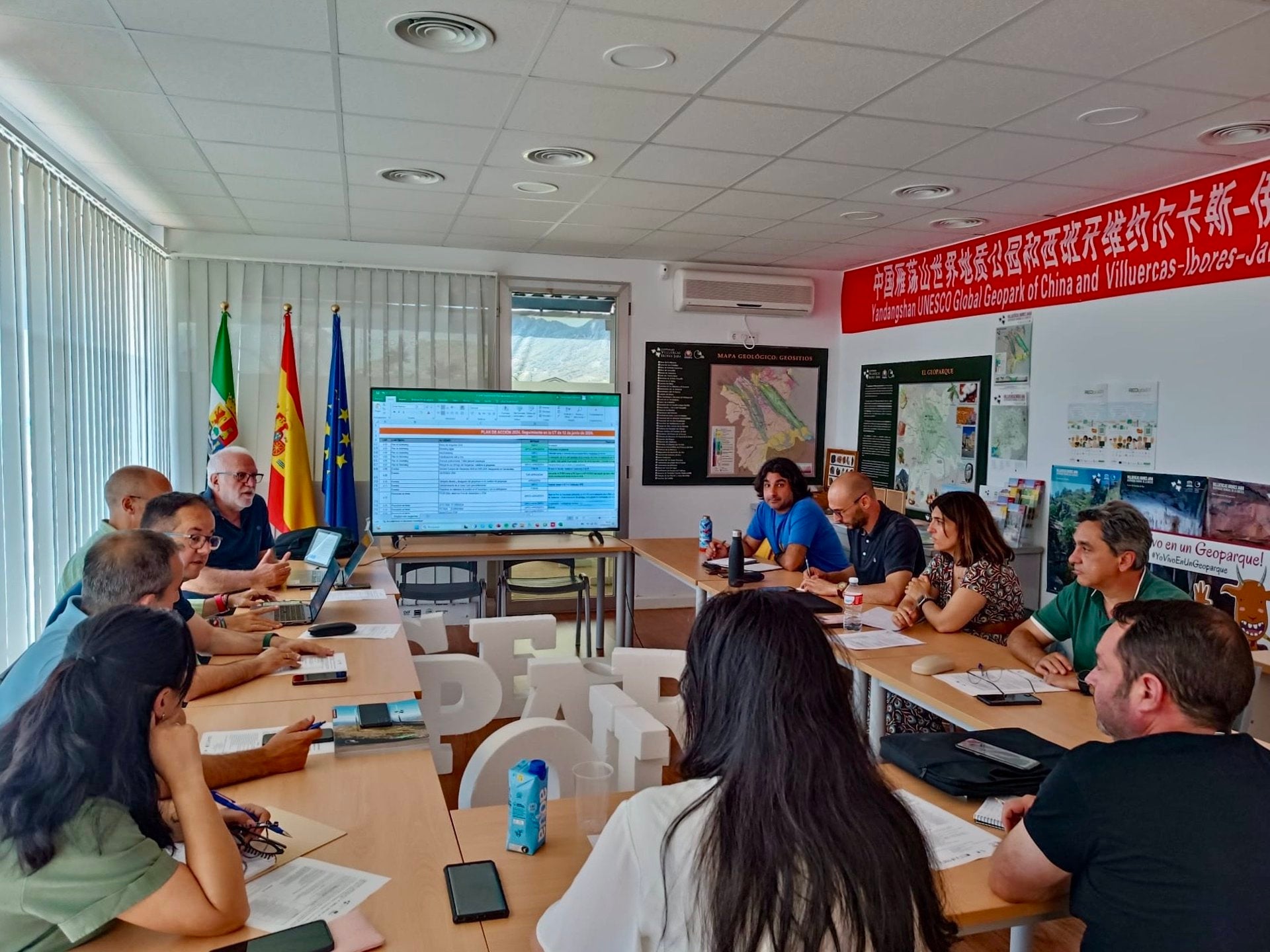 La Diputación de Cáceres organiza reuniones comarcales para presentar su Oficina de Transformación Digital La Diputación de Cáceres organiza reuniones comarcales para presentar su Oficina de Transformación Digital