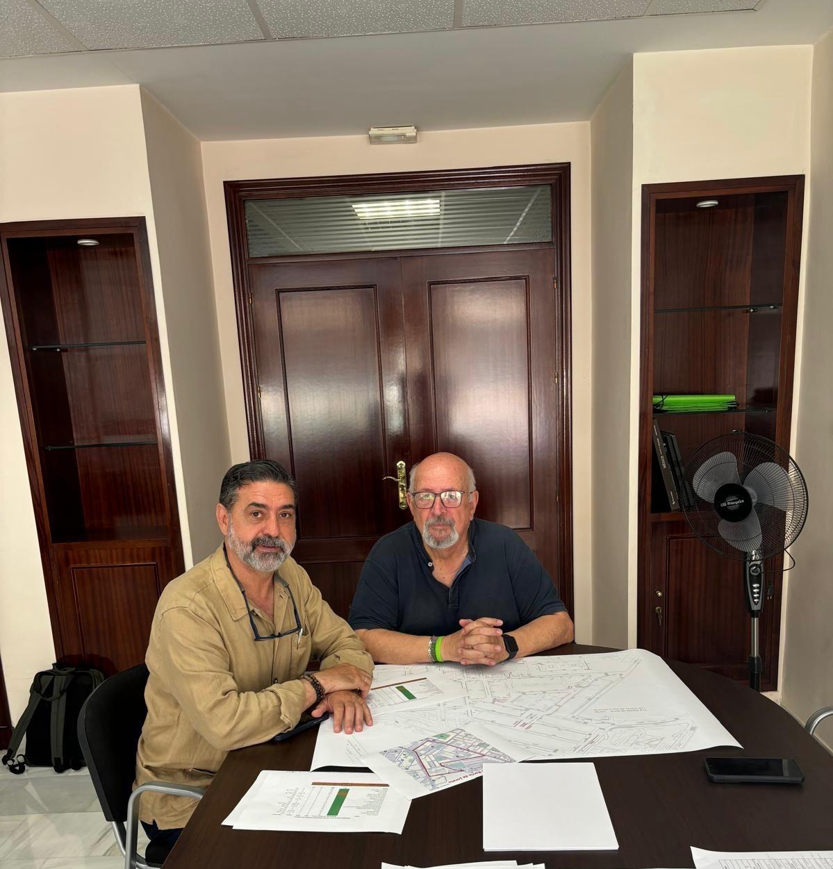 El Ayuntamiento de Cádiz muestra a la asociación de vecinos de Loreto la zona de estacionamiento regulado prevista en el barrio El Ayuntamiento de Cádiz muestra a la asociación de vecinos de Loreto la zona de estacionamiento regulado prevista en el barrio