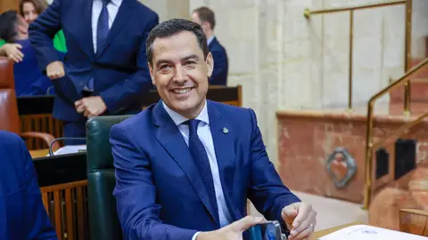 Juanma Moreno anuncia un centro andaluz de Inteligencia Artificial en Granada para "desagraviarla tras el varapalo de la Aesia" Juanma Moreno anuncia un centro andaluz de Inteligencia Artificial en Granada para "desagraviarla tras el varapalo de la Aesia"