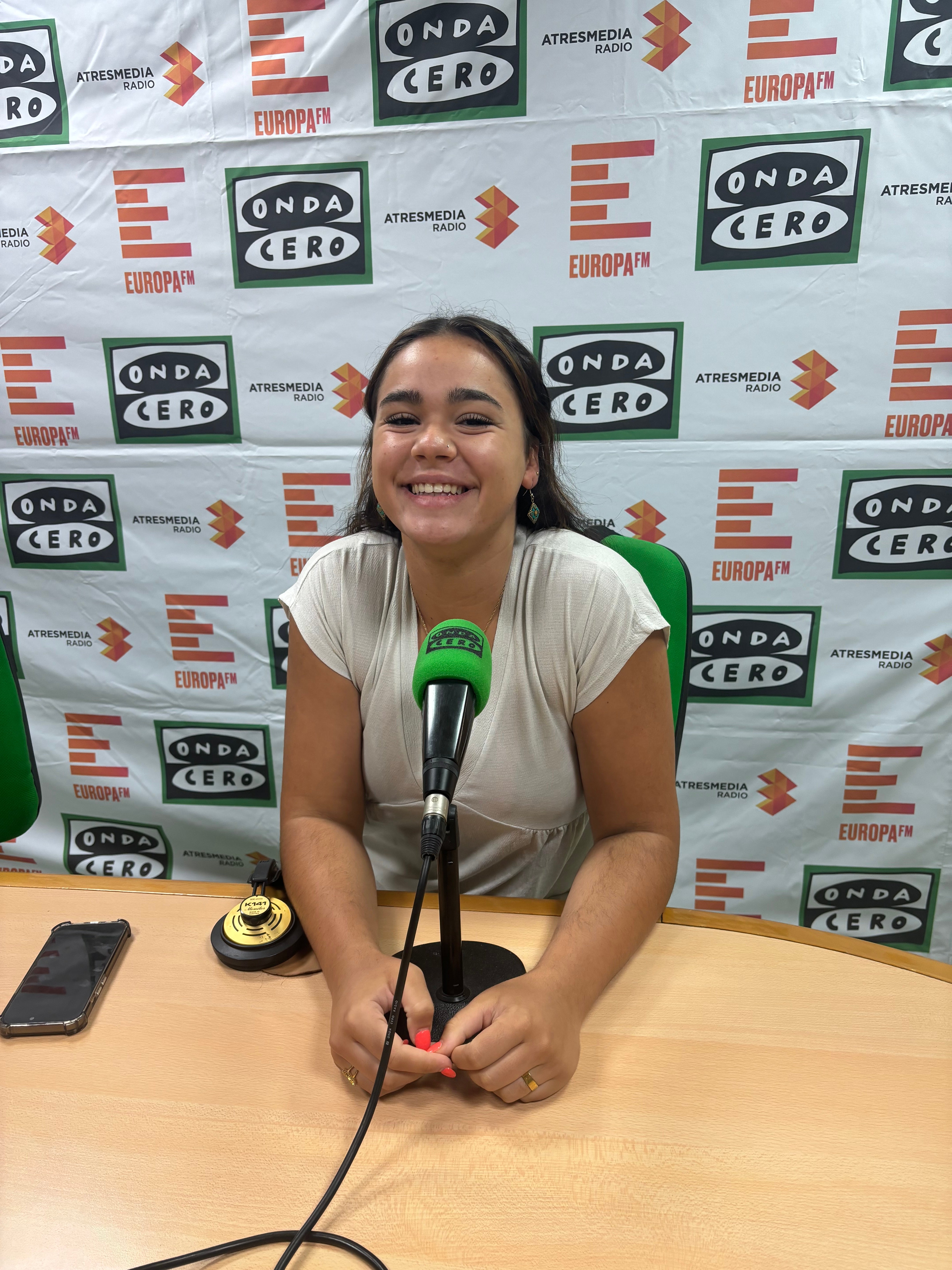 BEATRIZ SANTIAGO BEATRIZ SANTIAGO