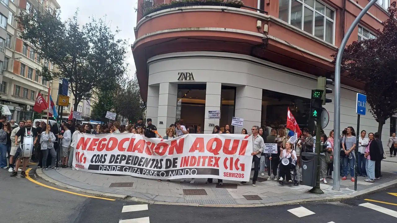 Dependientas de Inditex Dependientas de Inditex
