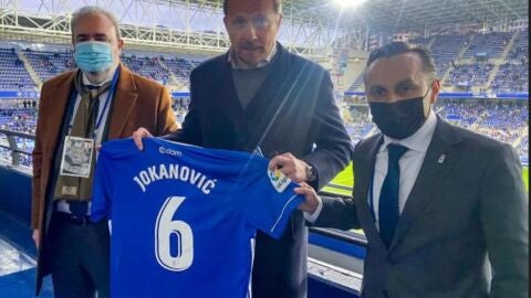 Jokanovic en su &uacute;ltima visita al Carlos Tartiere en 2022