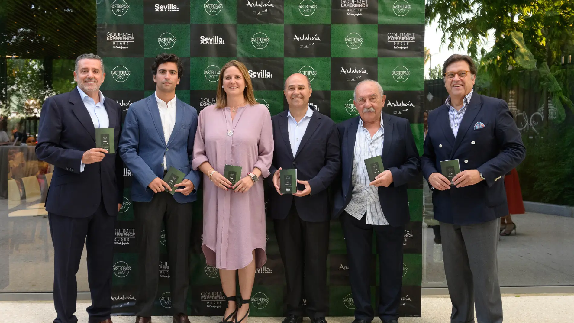 La Bienal “abre boca” con la edición más flamenca de la Guía Gastropass 360 La Bienal “abre boca” con la edición más flamenca de la Guía Gastropass 360