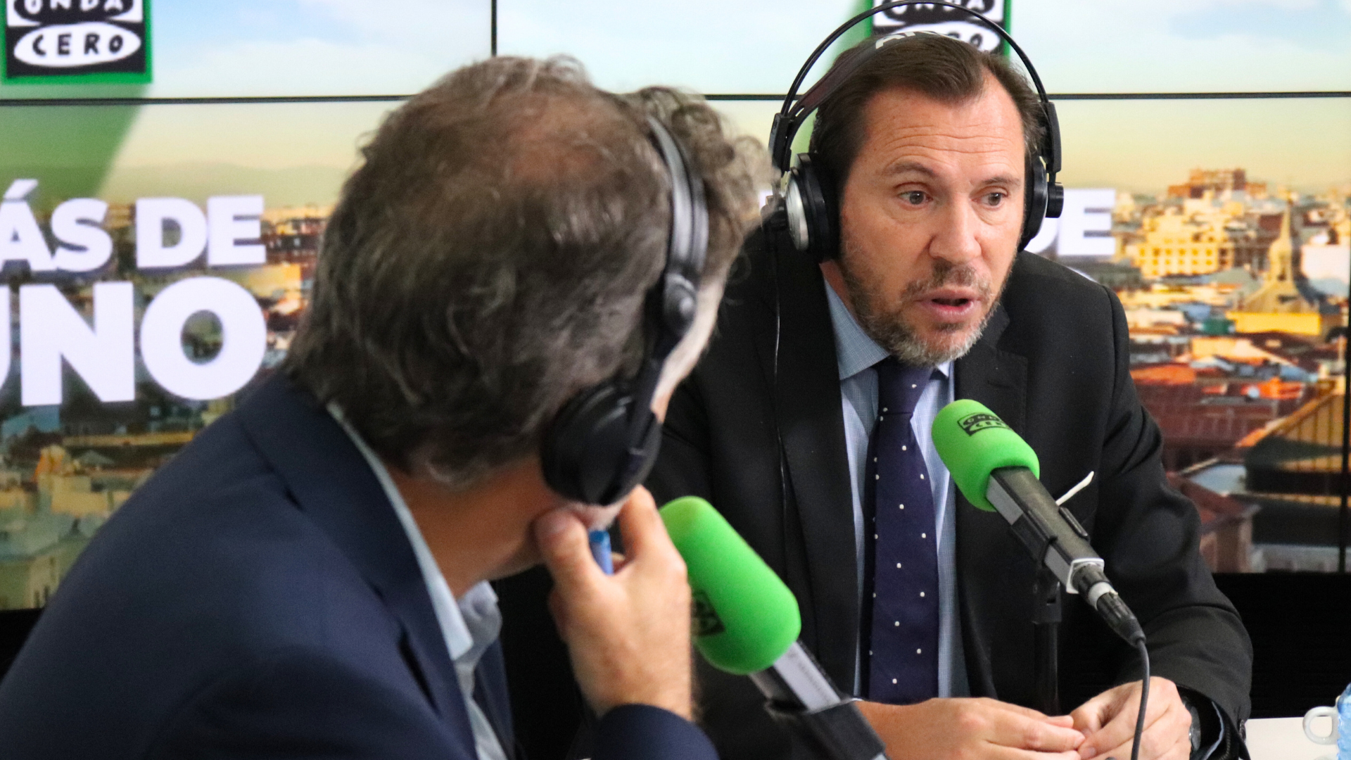 Óscar Puente señala que "respeta y entiende" la moción para la autonomía de la Región Leonesa Óscar Puente señala que "respeta y entiende" la moción para la autonomía de la Región Leonesa