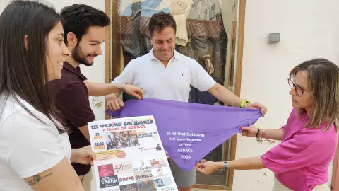 El Patio de los Nazarenos acoge este sábado un Vermú Solidario a favor de ASPACE Palencia .