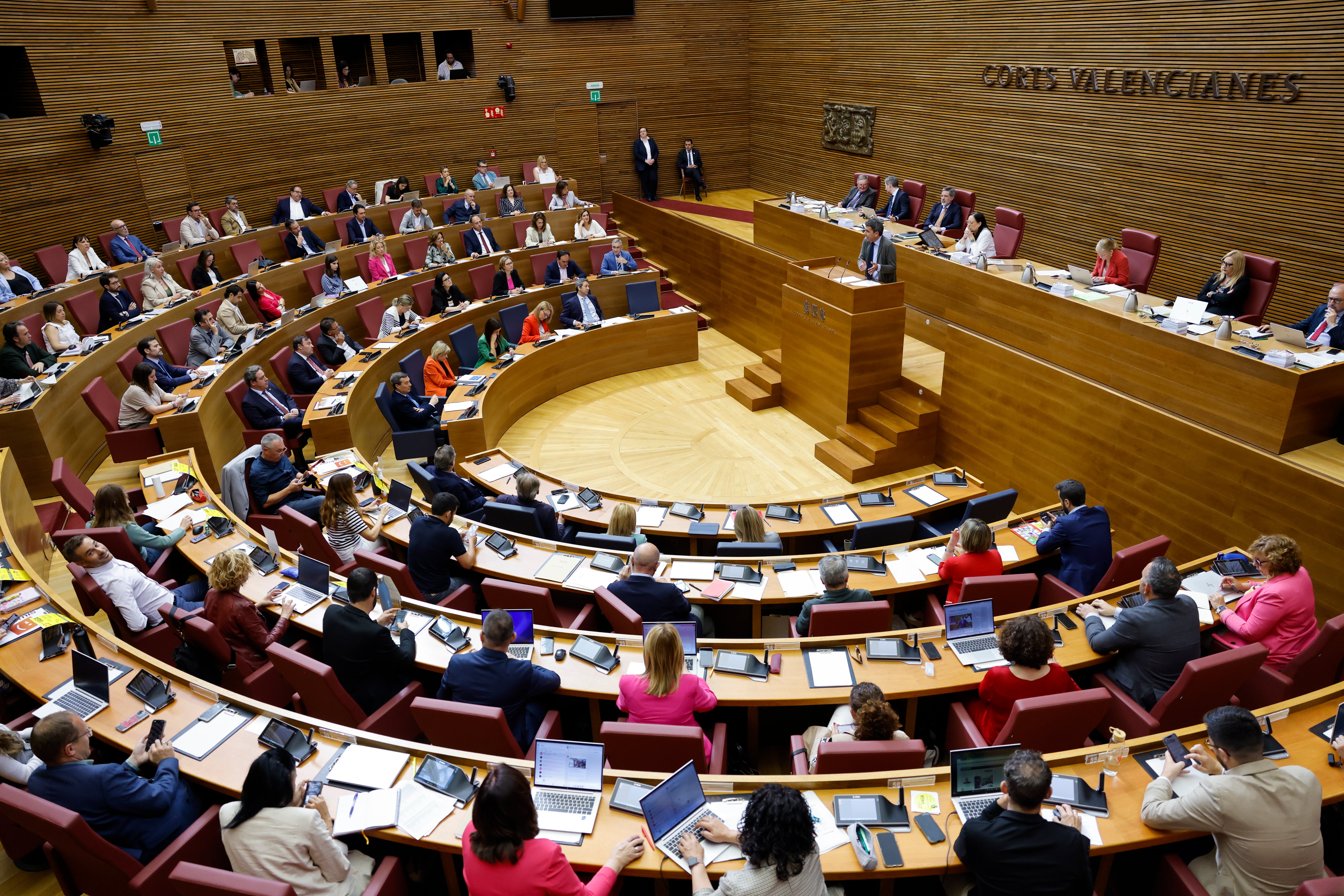 Publicadas en el DOGV las leyes de PP y Vox de "libertad educativa", RTVV y Agencia Antifraude Publicadas en el DOGV las leyes de PP y Vox de "libertad educativa", RTVV y Agencia Antifraude