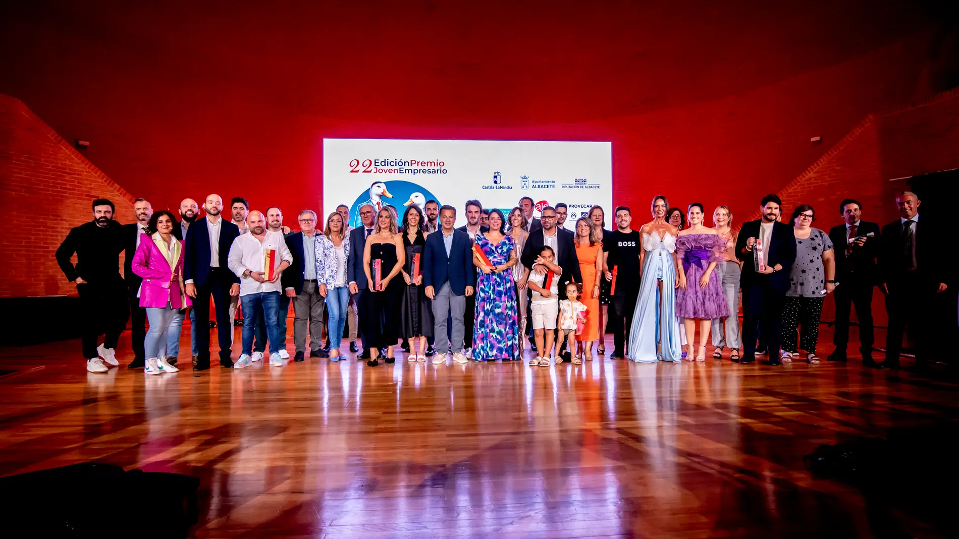  Sara Aguilar, de Albaresa Logística, obtiene el ‘Premio Joven Empresario 2024’ 
