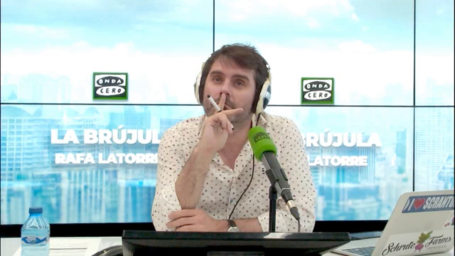 El monólogo de las ocho: "En público, los demócratas tratan de calmar las aguas. En privado, confiesan su profunda preocupación" El monólogo de las ocho: "En público, los demócratas tratan de calmar las aguas. En privado, confiesan su profunda preocupación"