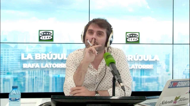 El monólogo de las ocho: "En público, los demócratas tratan de calmar las aguas. En privado, confiesan su profunda preocupación" El monólogo de las ocho: "En público, los demócratas tratan de calmar las aguas. En privado, confiesan su profunda preocupación"