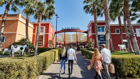 Plaza Mayor alcanza ya una tasa de reciclaje del 95%y reduce en más de un 40% su consumo energético Plaza Mayor alcanza ya una tasa de reciclaje del 95%y reduce en más de un 40% su consumo energético