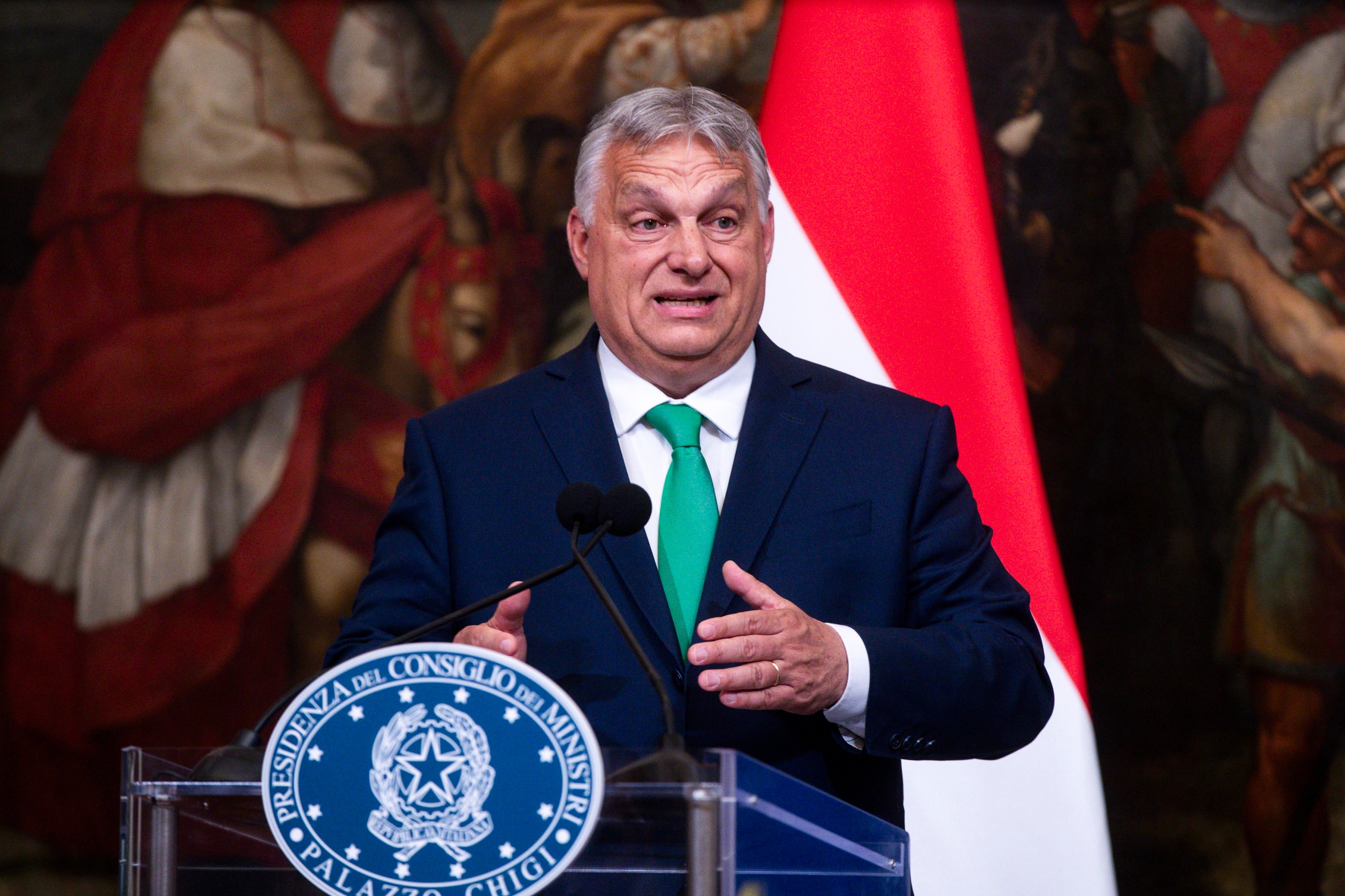 Orbán creará un nuevo grupo de ultraderecha en el Parlamento Europeo Orbán creará un nuevo grupo de ultraderecha en el Parlamento Europeo