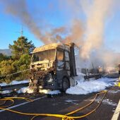 Incendio camión na autovía