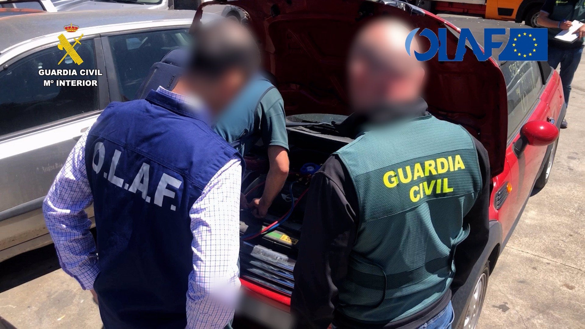 Descubierto un desguace que introducía vehículos del Reino Unido sin autorización Descubierto un desguace que introducía vehículos del Reino Unido sin autorización