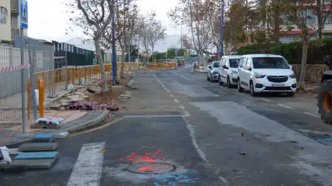Benidorm anula el contrato con la empresa encargada de las obras de canalizaciones de la avenida Montecarlo en el Rincón de Loix Benidorm anula el contrato con la empresa encargada de las obras de canalizaciones de la avenida Montecarlo en el Rincón de Loix