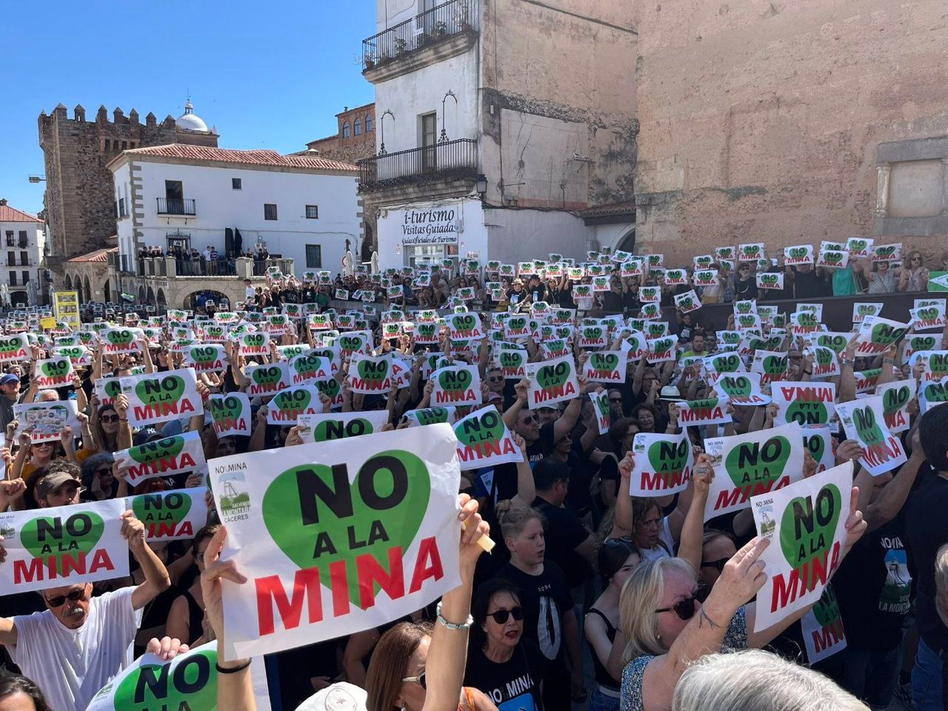 La Plataforma Salvemos la Montaña presenta un recurso de alzada contra la petición de explotación de la mina de litio en Cáceres La Plataforma Salvemos la Montaña presenta un recurso de alzada contra la petición de explotación de la mina de litio en Cáceres