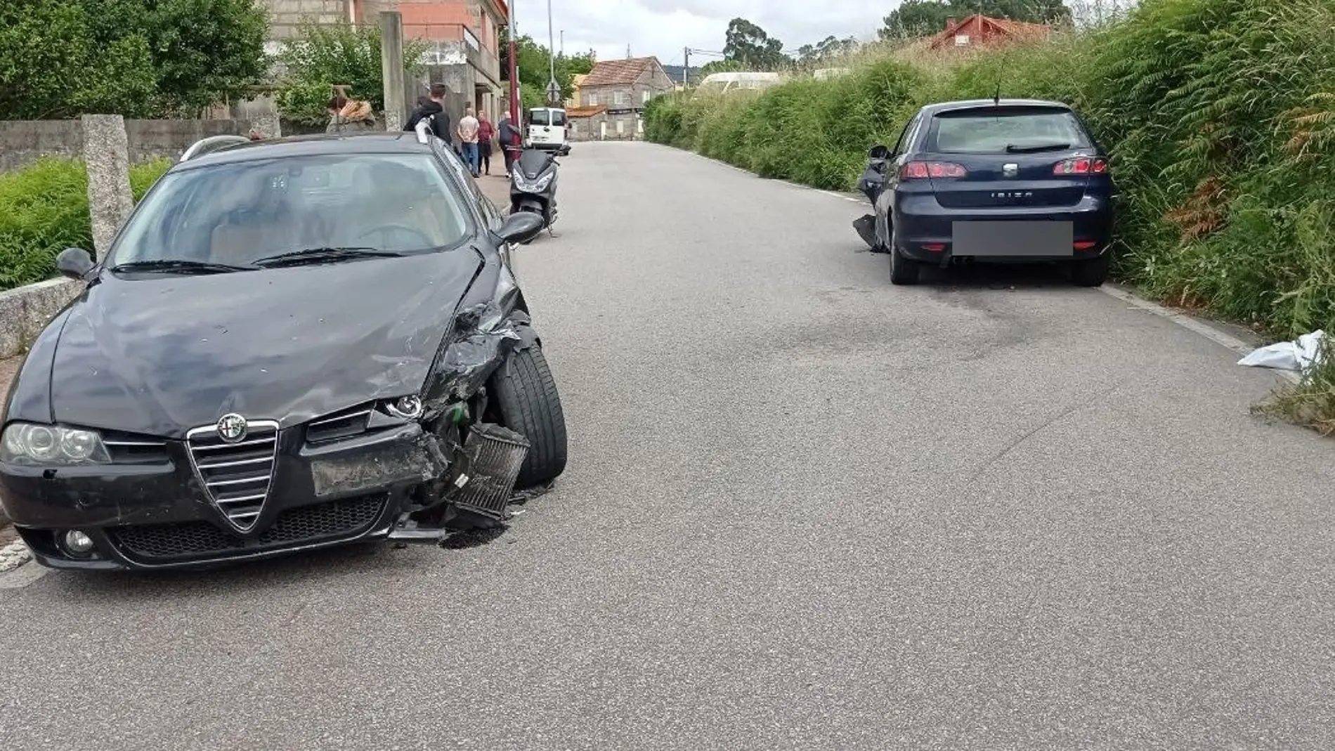 Investigan a un menor en Vigo tras chocar contra otro coche mientras conducía sin carné y bajo los efectos del alcohol