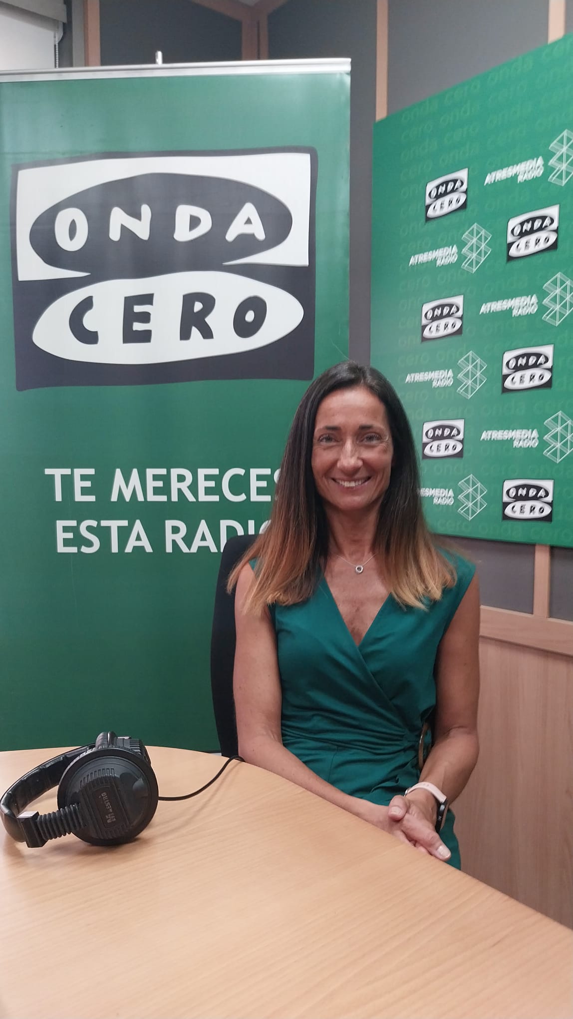 Nos adentramos en la práctica de Yoga junto al mar, de la mano de Yoga&Mar Nos adentramos en la práctica de Yoga junto al mar, de la mano de Yoga&Mar